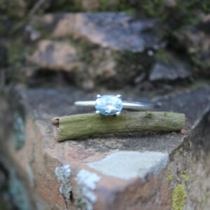 Blue Topaz Cut (7mm x 5mm)