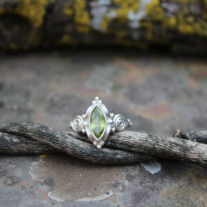 Peridot Cut (10mm x 5mm)