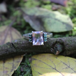 Ametrine/Emerald (1 x 9mm x 7mm, 6 x 1mm)