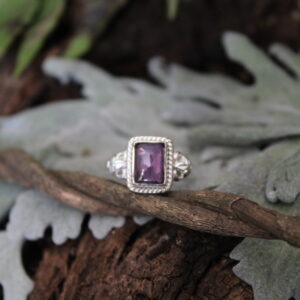 Amethyst Cab (8mm x 6mm)