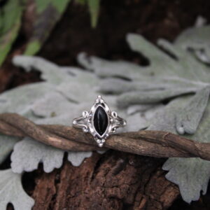 Black Onyx Cab (10mm x 5mm)