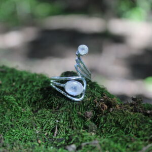 Elegant Rainbow Moonstone Designer Ring