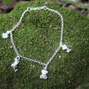 4 Assorted Charm Bracelet (1)