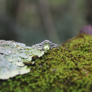 Peridot Ornate Filigree Silver Ring